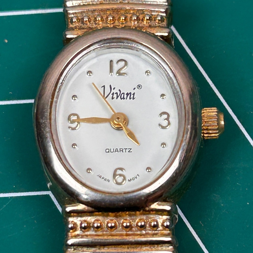 Vivani‎ Women's Oval Face Quartz Watch Gold Tone Stainless Steel Band